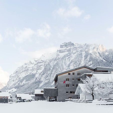 Hotel Hubertus Mellau Gmbh Exterior foto