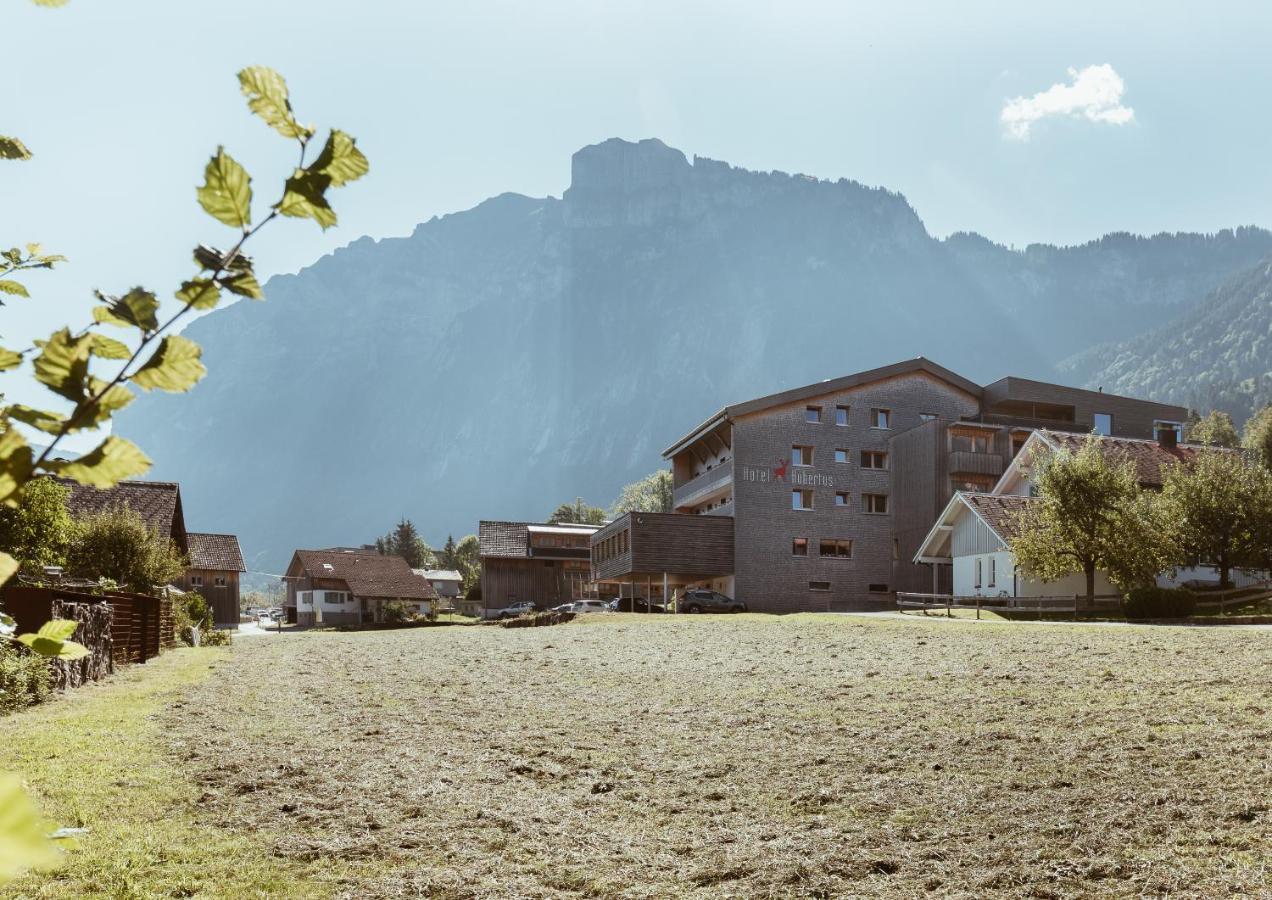Hotel Hubertus Mellau Gmbh Exterior foto