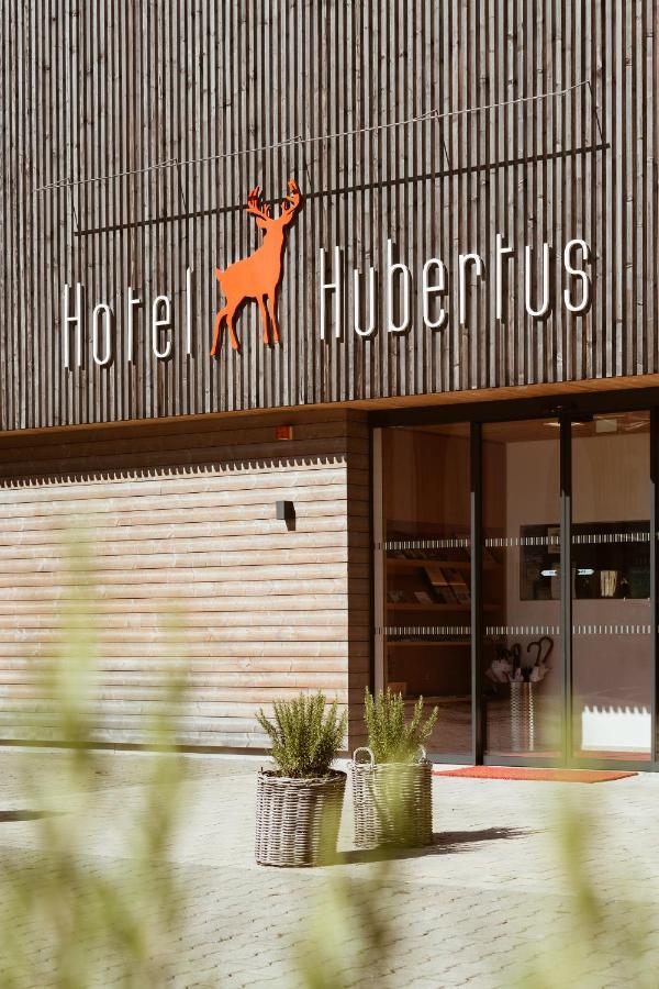Hotel Hubertus Mellau Gmbh Exterior foto